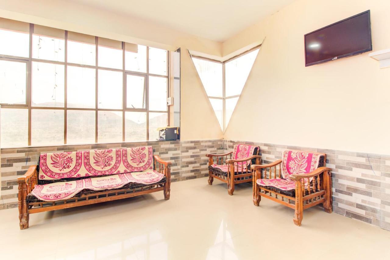 Oyo 48915 Chaitanya Green Park Hotel Vani Exterior photo